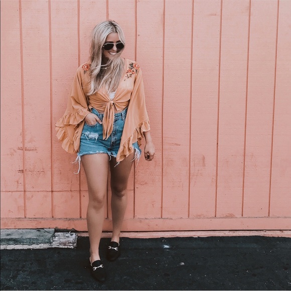 Flying Tomato Tops - Flying Tomato embroidered top